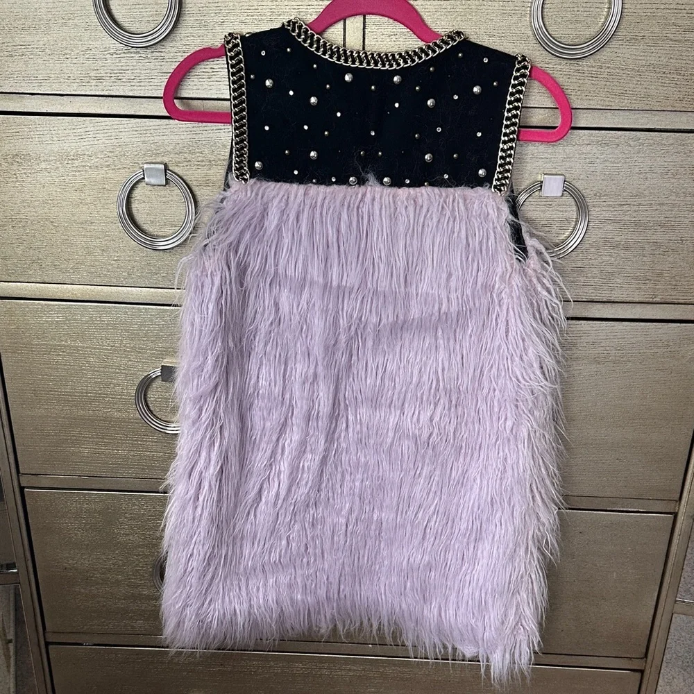 🛍️SALE🛍️ Juicy Couture Black Label Lavender Faux Fur Vest with Studded Trim - Picture 4 of 9